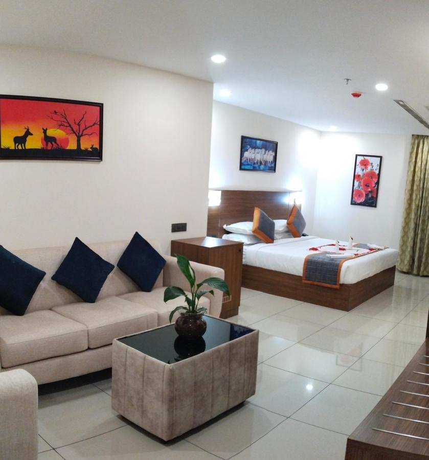 Hotel Seapark โกลลัม ภายนอก รูปภาพ