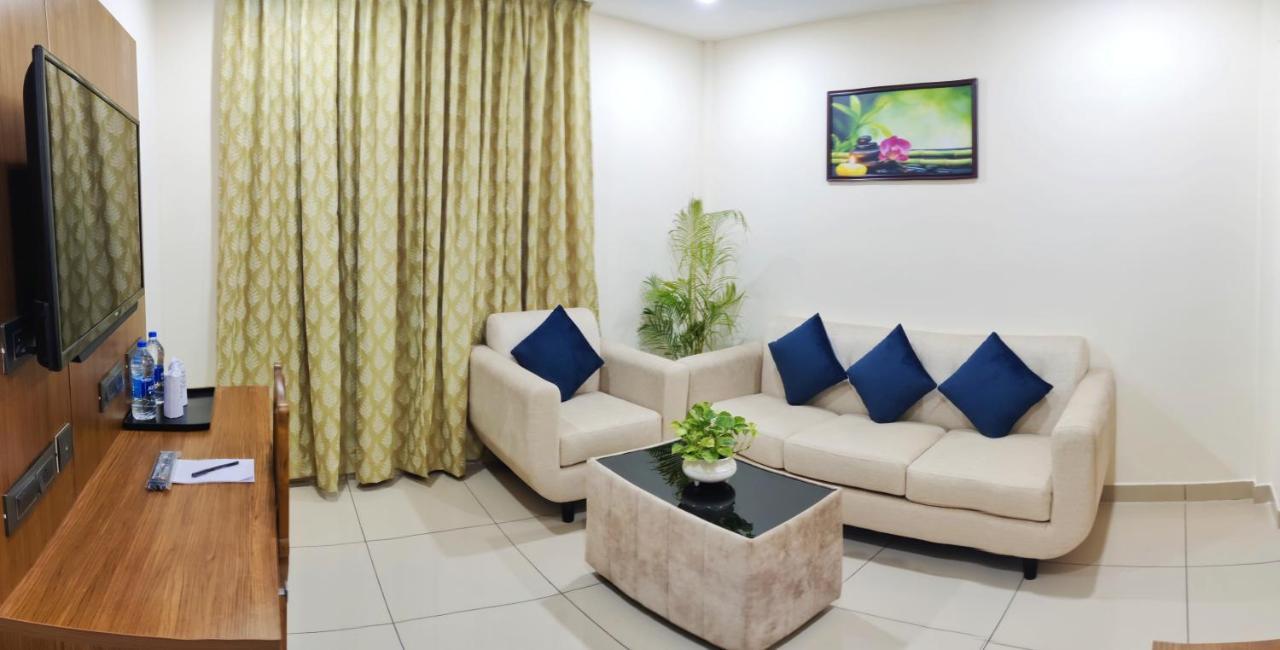Hotel Seapark โกลลัม ภายนอก รูปภาพ