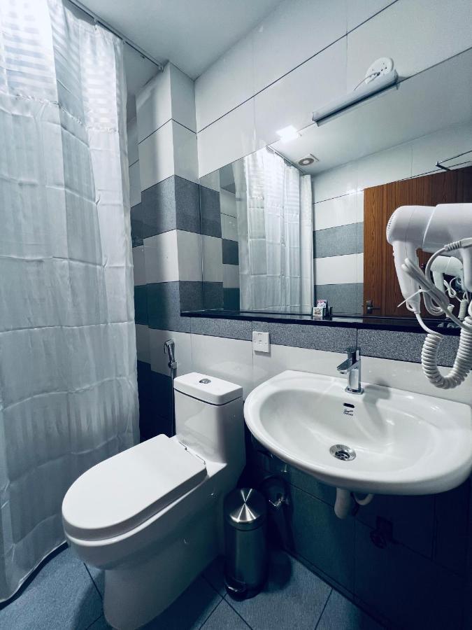 Hotel Seapark โกลลัม ภายนอก รูปภาพ