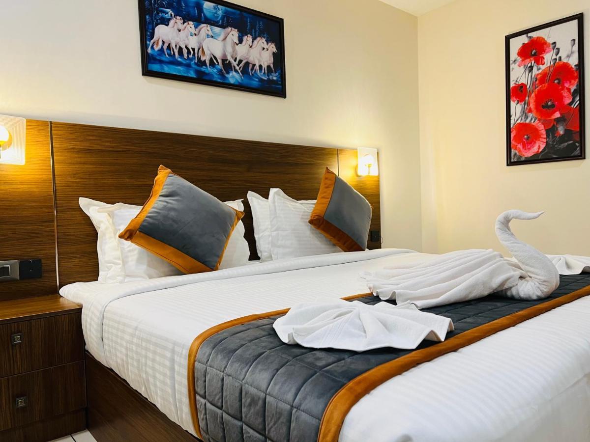 Hotel Seapark โกลลัม ภายนอก รูปภาพ